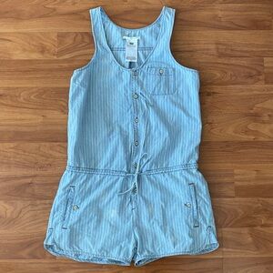 ❤️ Levi’s Light Blue Stripe Denim Romper Size Medium